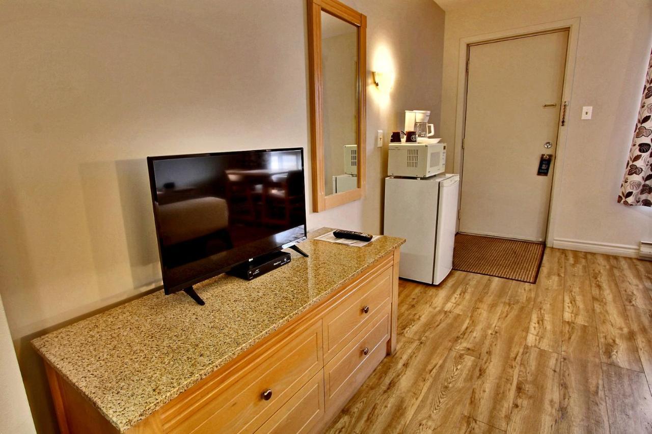 Hotel-Motel La Difference Sainte-Marie Экстерьер фото