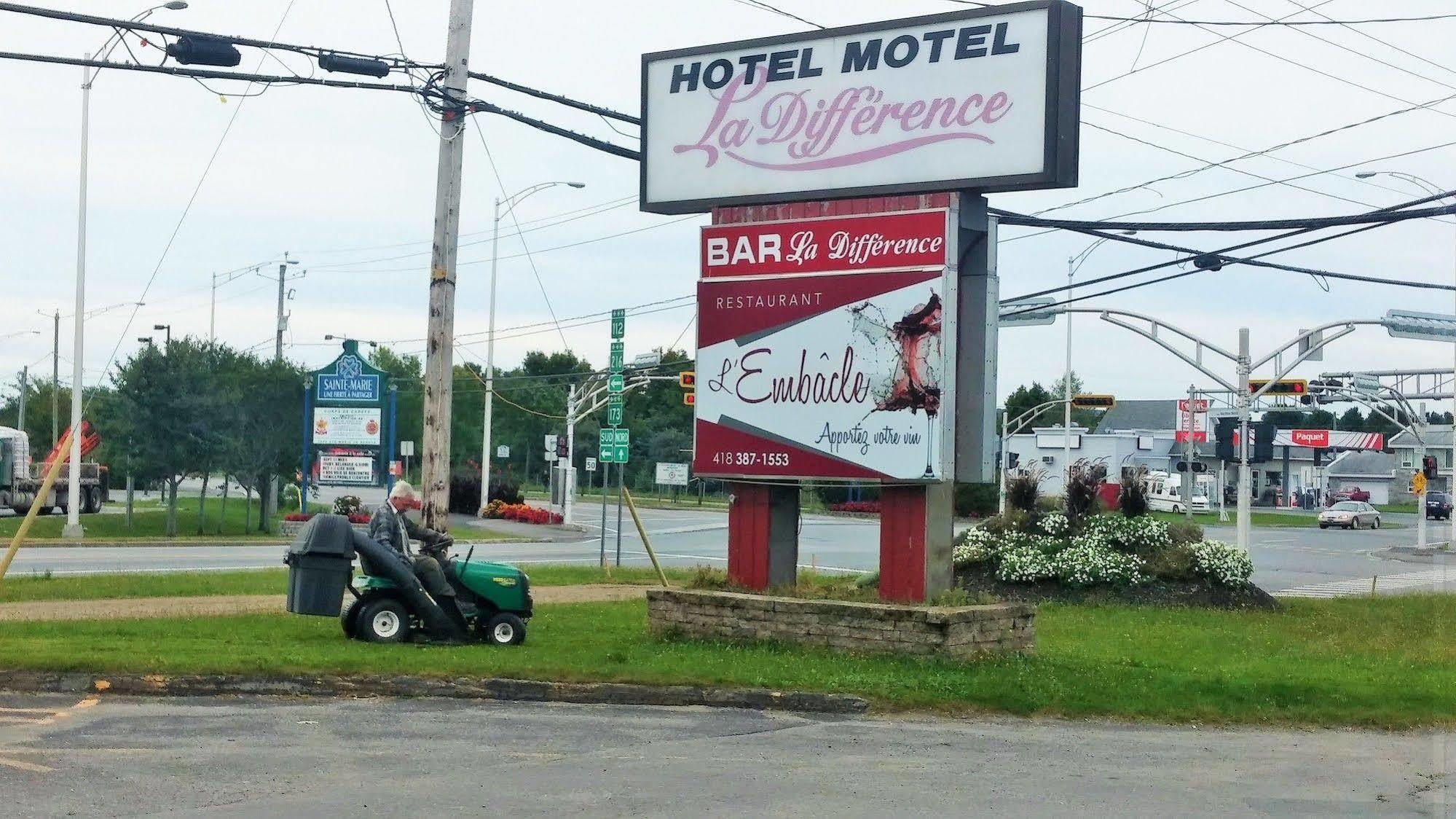 Hotel-Motel La Difference Sainte-Marie Экстерьер фото