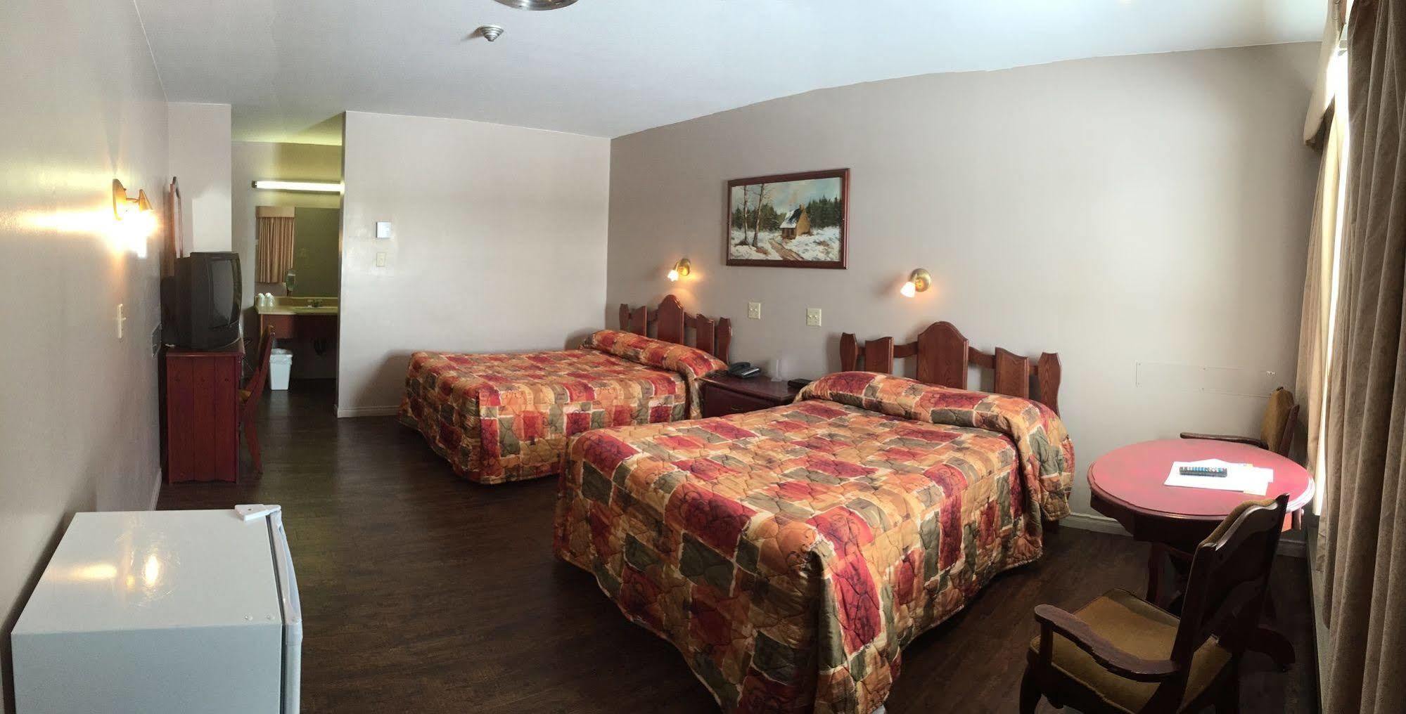 Hotel-Motel La Difference Sainte-Marie Экстерьер фото